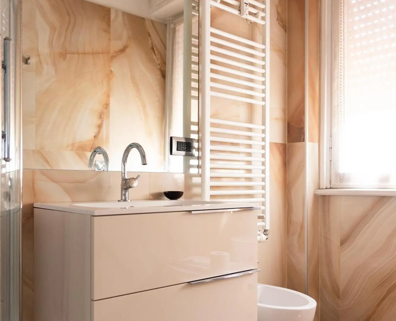 Apartment Youhosty - Appartamento Zona Washington Milan