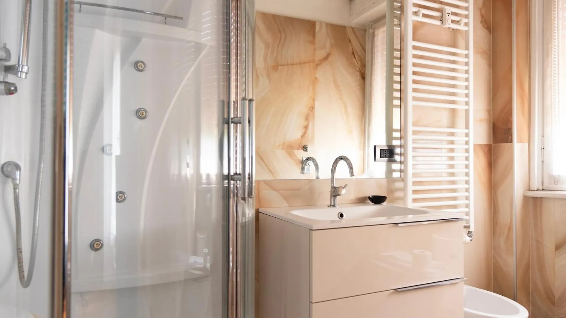 Youhosty - Appartamento Zona Washington Milan Apartment